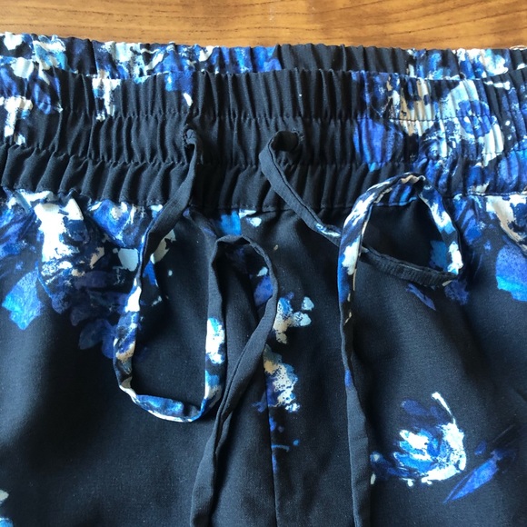 Coldwater Creek tapered leg drawstring pants - Picture 5 of 13